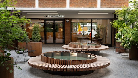 London Sans Showroom