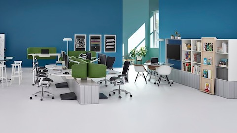 A collaborative work environment. Select to go to Herman Miller's white paper on the link between improvisation and innovation.